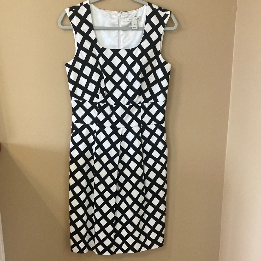 WHBM Diamond Geometric Print Dress 
Size 4